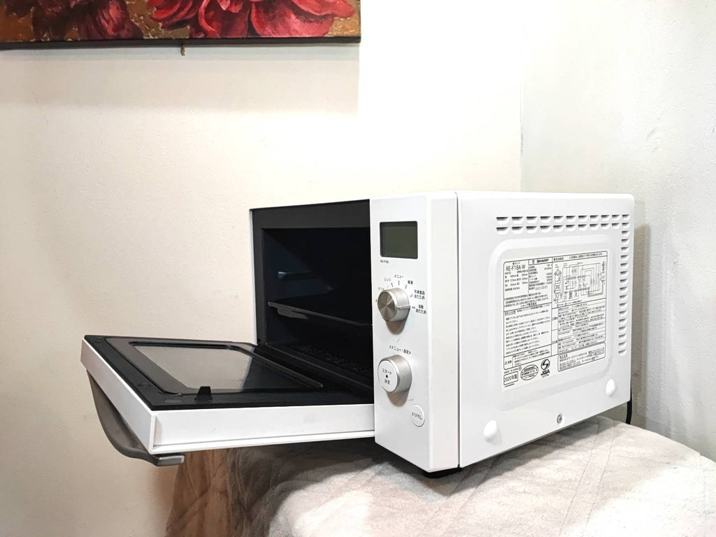 SHARP RE-F18A-W Oven Microwave (2020) White - Used Good Condition
