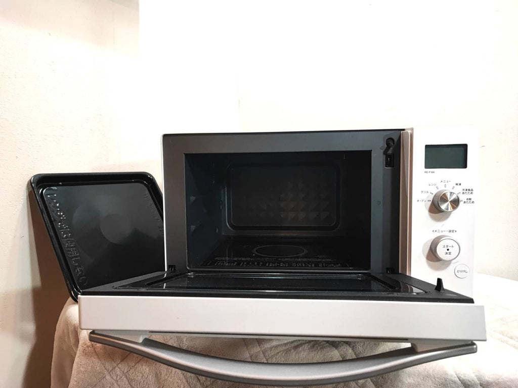 SHARP RE-F18A-W Oven Microwave (2020) White - Used Good Condition